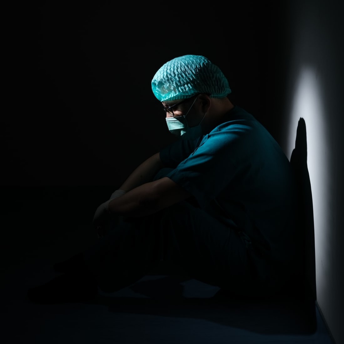 Ethical Dilemma of Filipino Healthcare Professionals During Pandemic